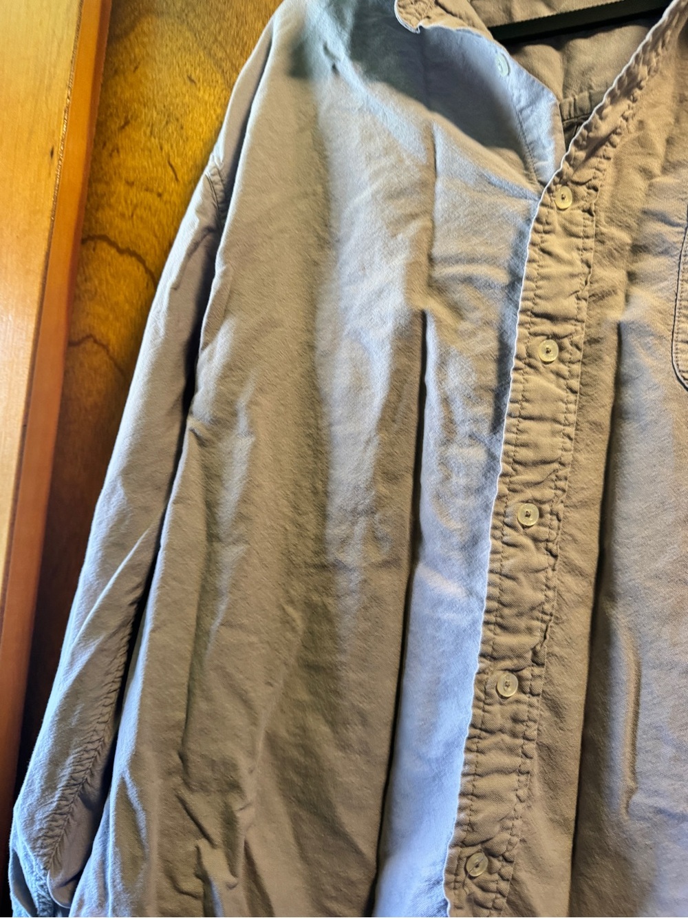 Fresh Produce button down - Picture 4 of 9